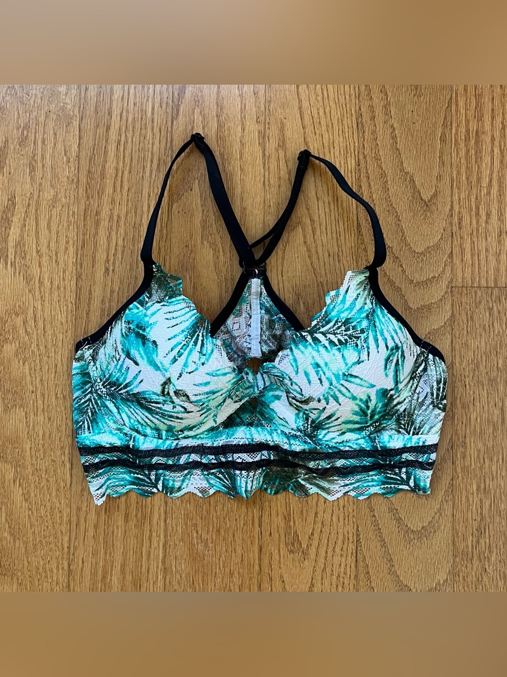 VS PINK green & white lace with black trim bralette